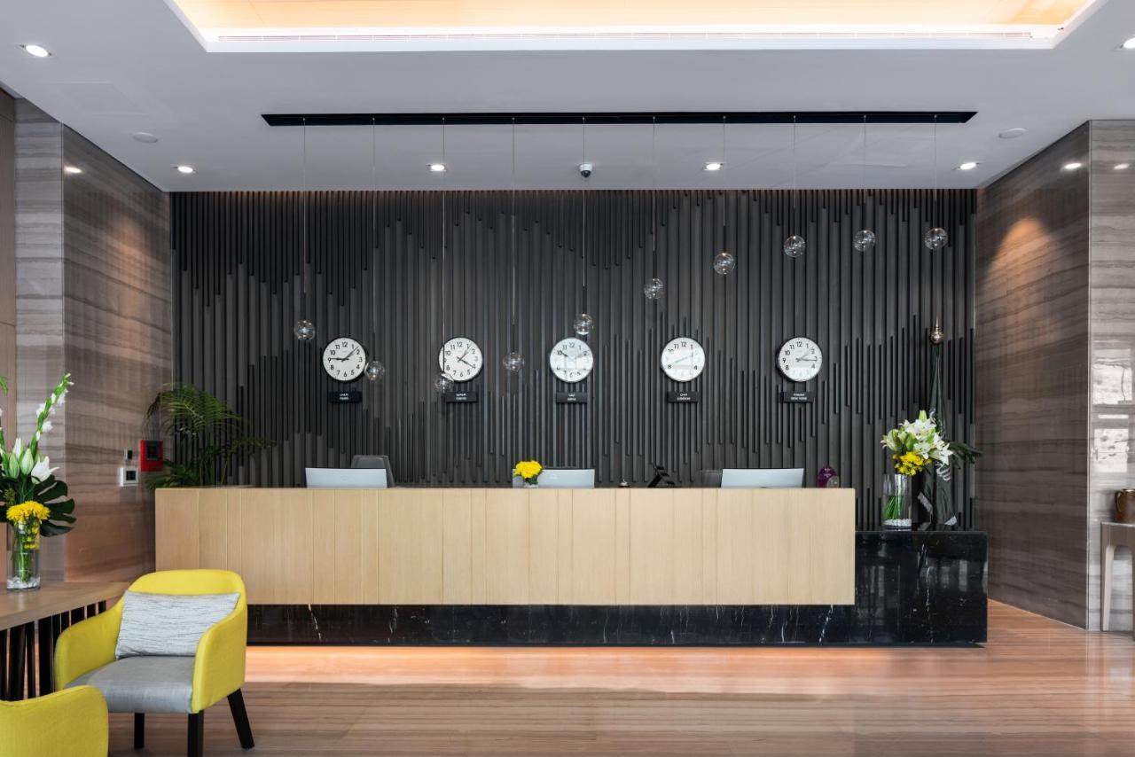 Aparthotel Citadines Abha Exterior foto Reception desk at the hotel
