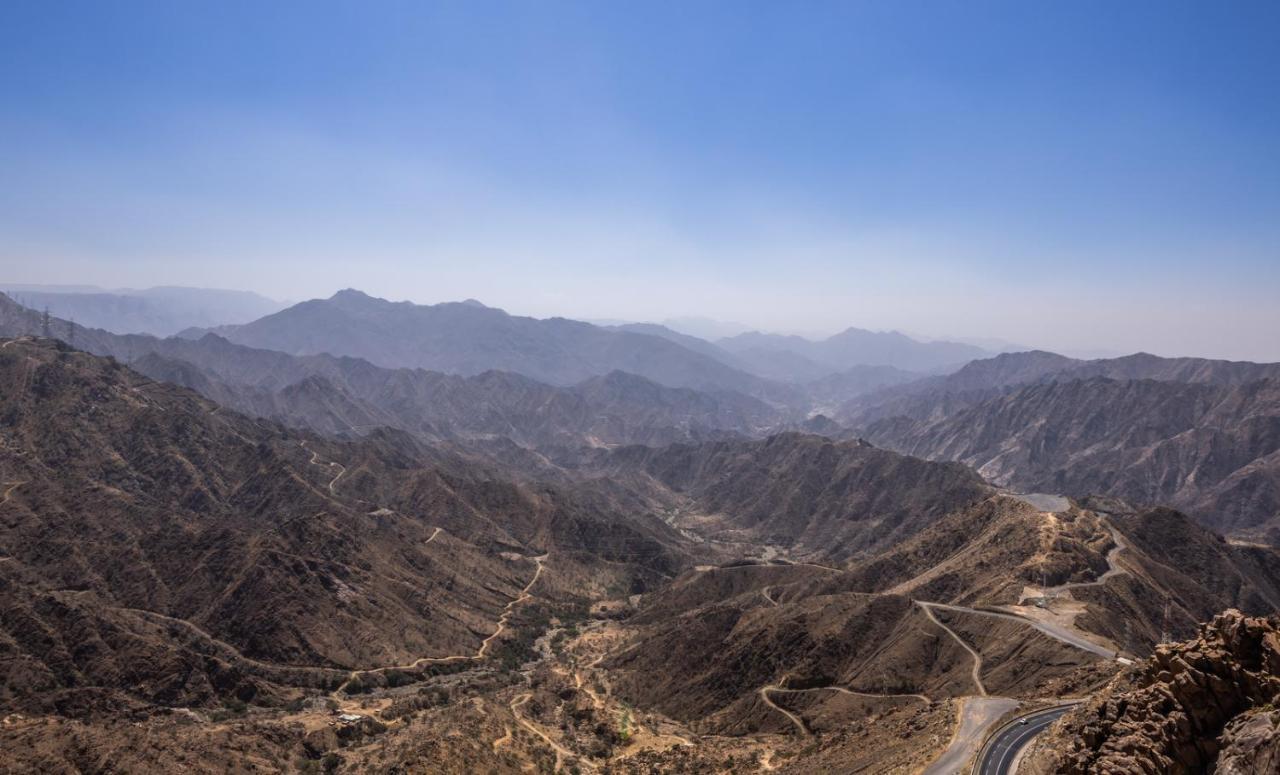 Aparthotel Citadines Abha Exterior foto The Hajar Mountains
